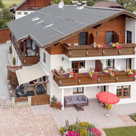 Aparthotel Haus Regina Strobl Exterior foto